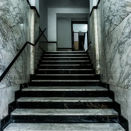 Supreme Palace Cube * Belgrade